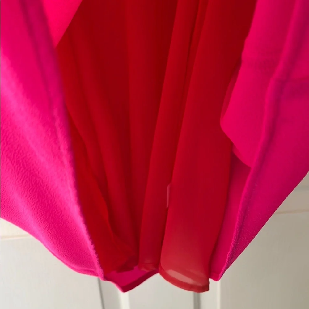 NWT Vibrant Neon Pink V-Neck Flowy Dress - Picture 3 of 7